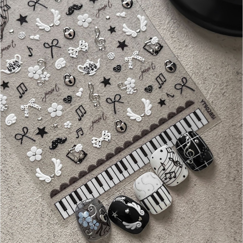 ملصقات أظافر سوداء وبيضاء على  - مراجعة Musical Instrument Images وسعره